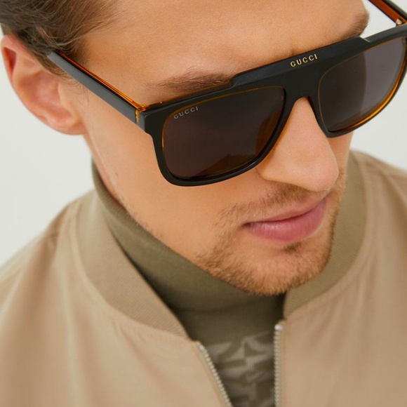 NWT GUCCI GG1039S - 001 SHIELD SUNGLASSES - Picture 9 of 11